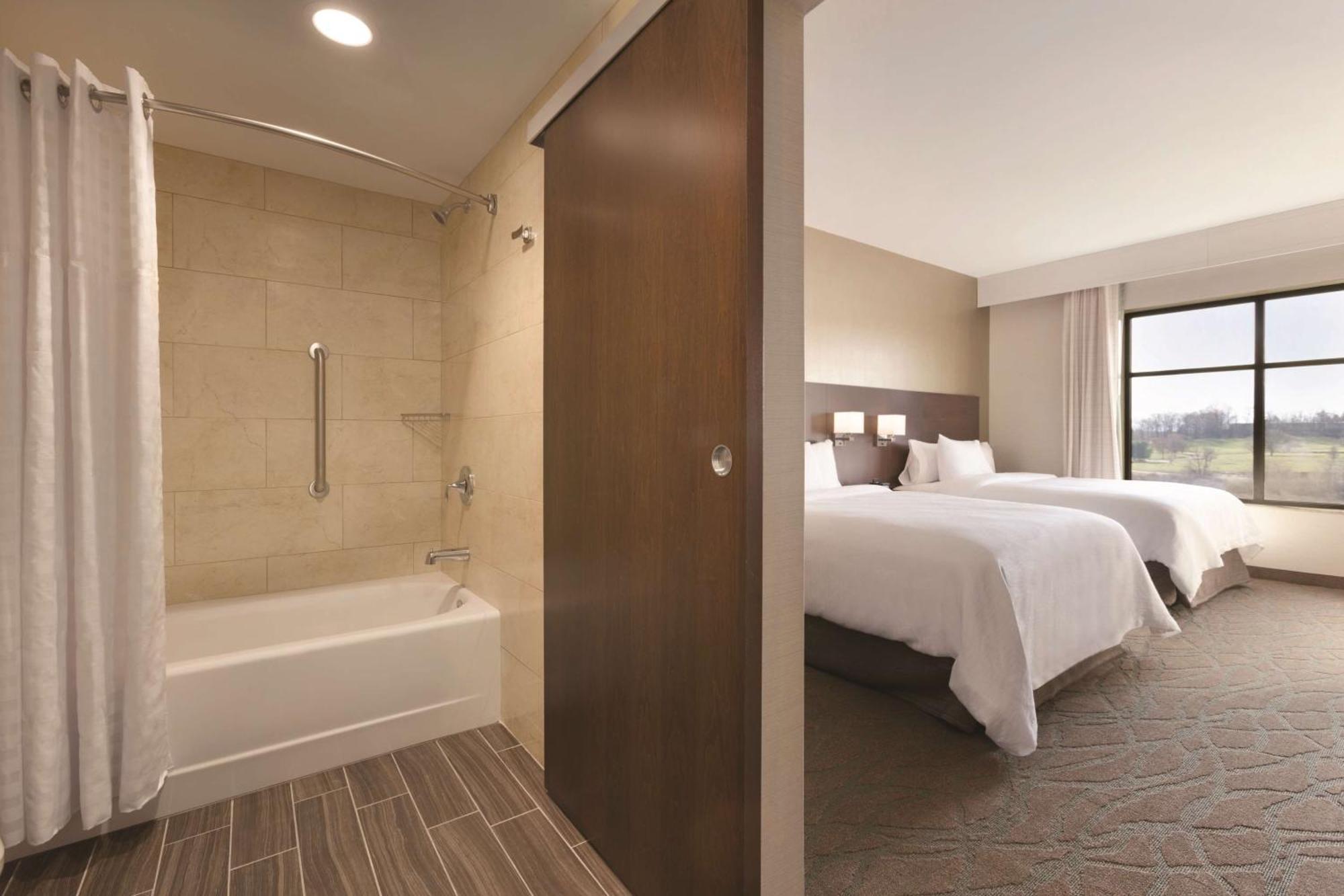 Embassy Suites By Hilton Akron Canton Airport North Canton Exteriér fotografie