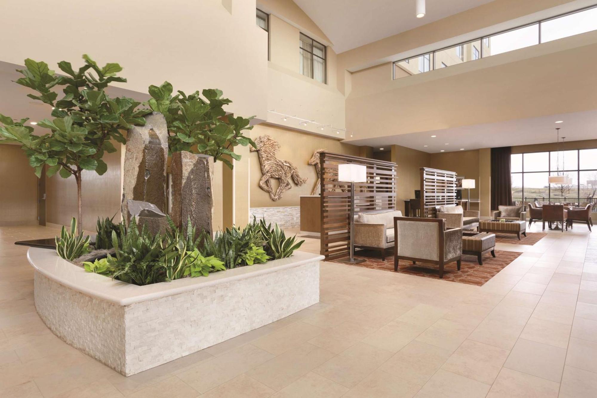Embassy Suites By Hilton Akron Canton Airport North Canton Exteriér fotografie